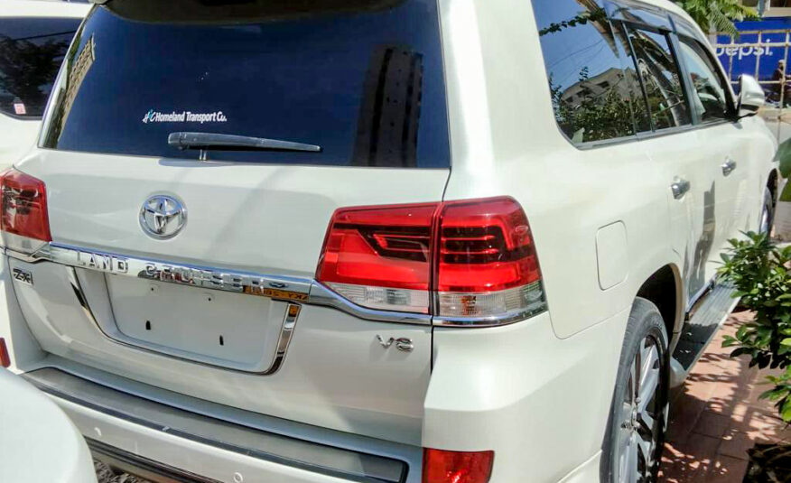 Toyota Landcruiser Zx 2016