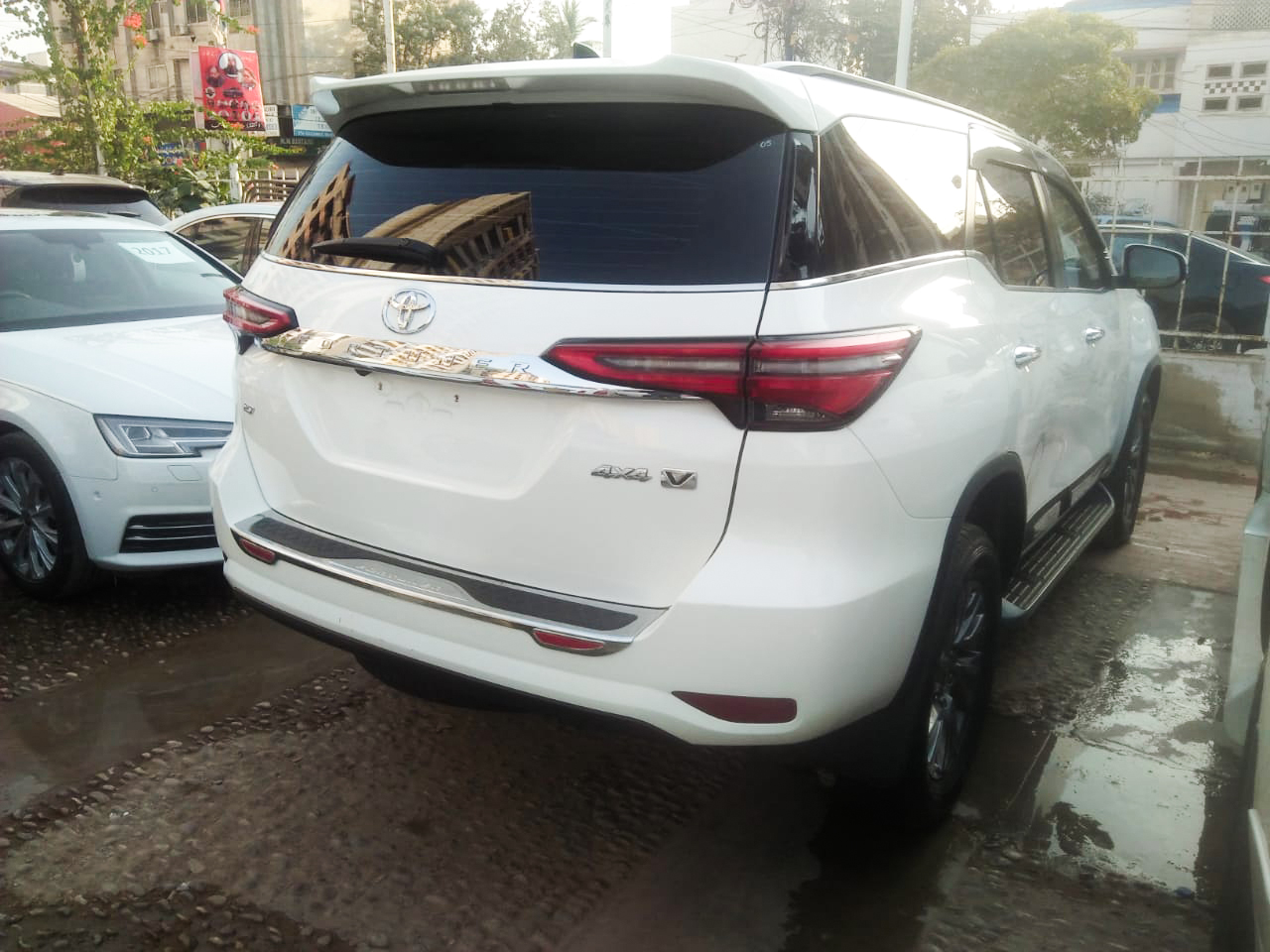 Toyota Fortuner (V) petrol Model 2021