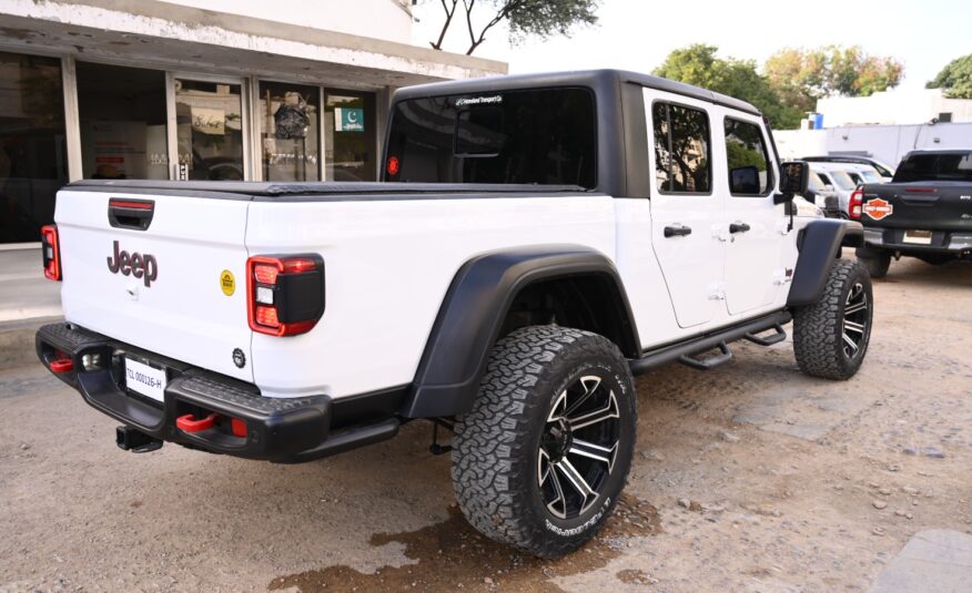 Jeep Rubicon Gladiator White