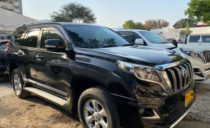 Toyota Land Cruiser Prado TX-L