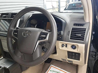 Toyota Land Cruiser Prado TX-L