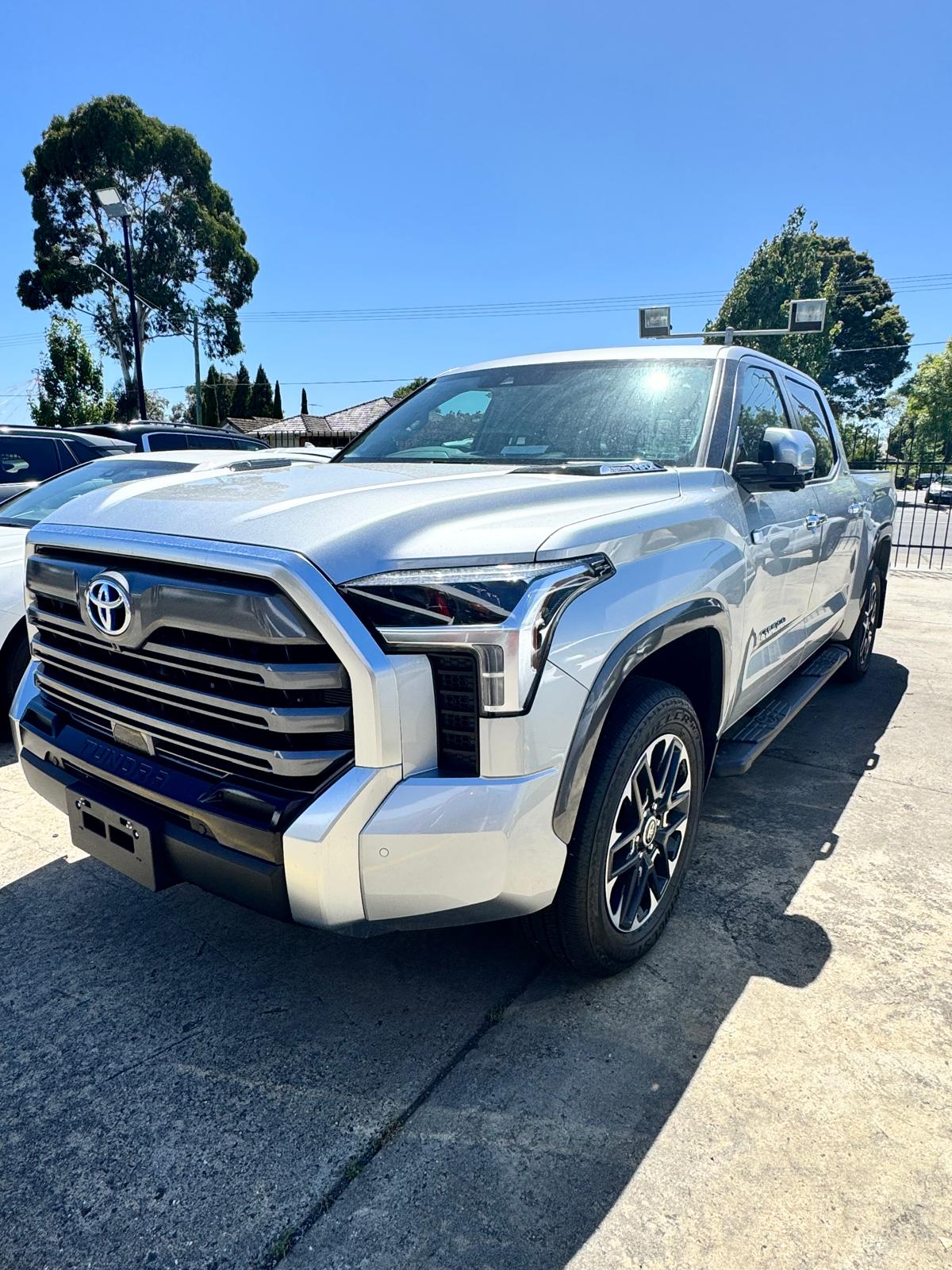 Toyota Tundra (right hand drive)